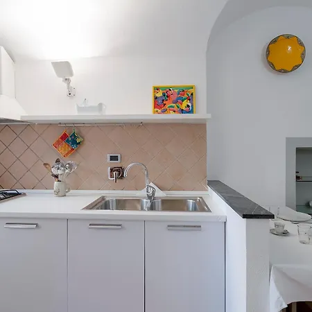 Casa San Siro, De Benedetti Lejlighed Sanremo